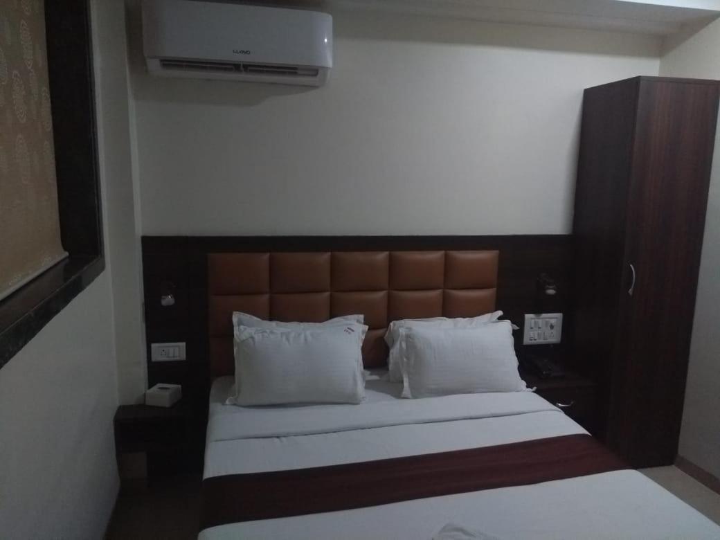 Fabhotel Galaxy Suite Bombaj Zewnętrze zdjęcie